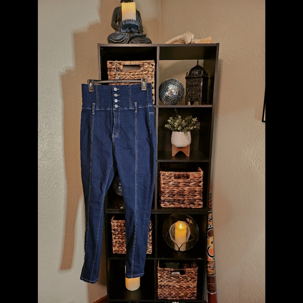 Navy blue, super high wasted jeans